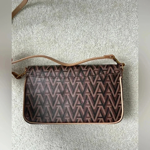 Aritzia Auxiliary monogram crossbody bag - Picture 9 of 12